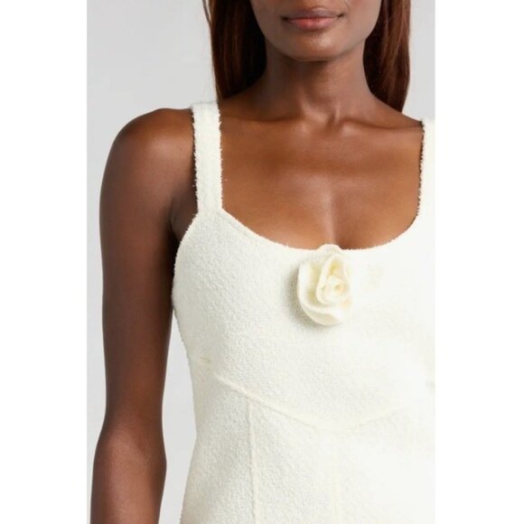 NWT LIKELY Maeve Minidress Women's Size 12 Sleeveless Textured Flower - Picture 4 of 4